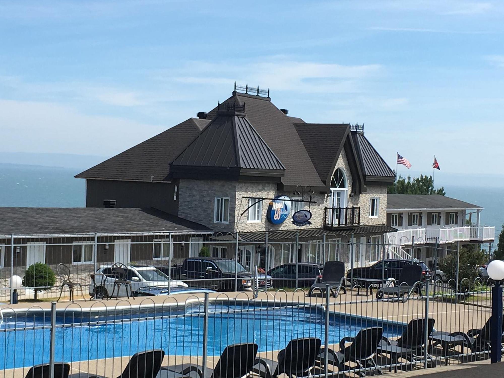 Motel Vue Belvedere Saint-Siméon Екстериор снимка